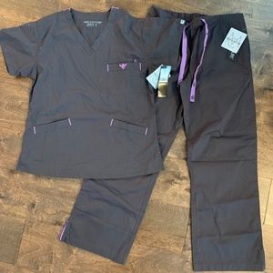 Med Couture Scrub Set S Top 8403 S Petite 8705P bottom Womens